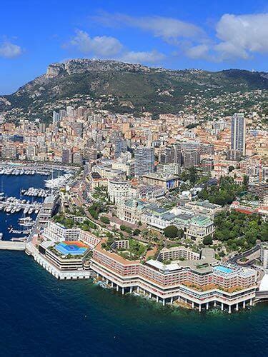 Book Your Stay in our Monte Carlo Luxury Hotel .